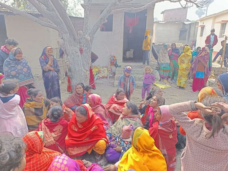 अलग-अलग सड़क हादसों में छात्र समेत दो की मौत