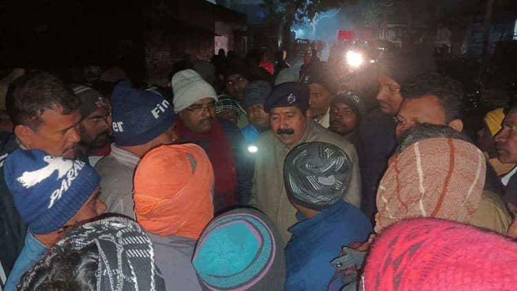 Giridih News :दो बाइकों की टक्कर युवक की मौत