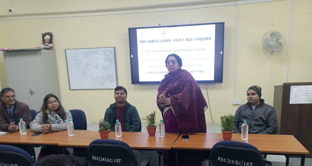 ऊर्जा क्षेत्र में व्यवसाय की तकनीक की दी जानकारी