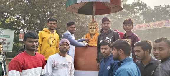 स्वामी विवेकानंद की जयंती पर युवाओं ने प्रेरक आदर्शों को किया याद