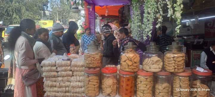 महासंयोग के साथ 15 जनवरी को मनेगी मकर संक्रांति, बाजारों में उमड़ा उत्साह