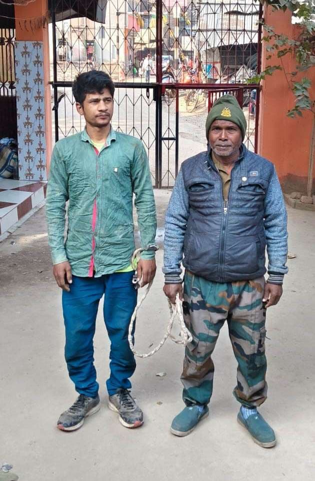 नशे में युवक ने परिजनों से की गाली-गलौज, गिरफ्तार