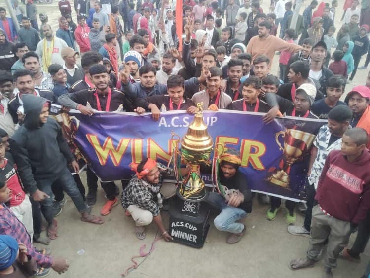क्रिकेट के फाइनल मैच में खावा ने बाहा चौकी को 19 रन से हराया