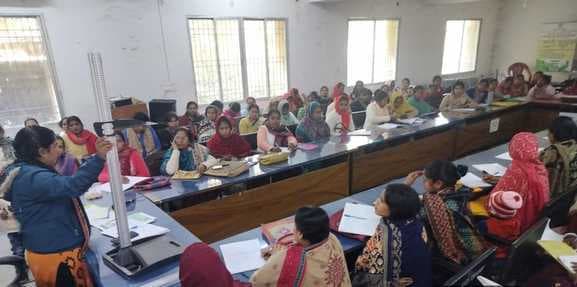 आंगनबाड़ी सेविकाओं को वृद्धि निगरानी सप्ताह में सक्रिय भूमिका निभाने के निर्देश