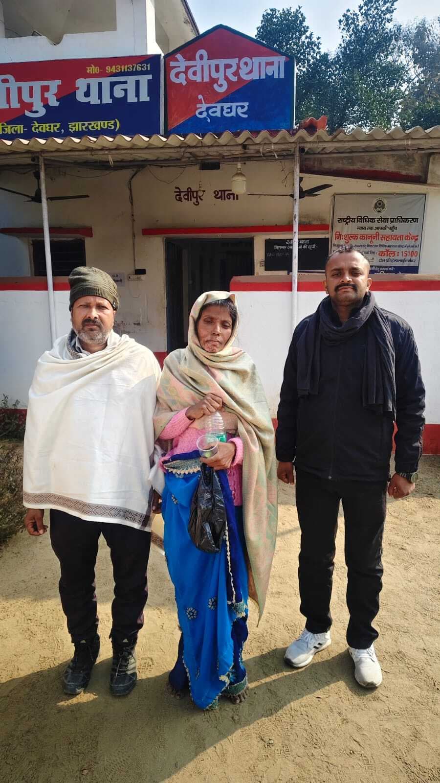 मुजफ्फरपुर से भटकी महिला परिजनों से मिली