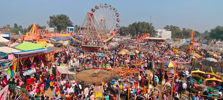 बौंसी मेला बना जन-आकर्षण का केंद्र, मनोरंजन व खरीदारी से गुलजार हुआ परिसर