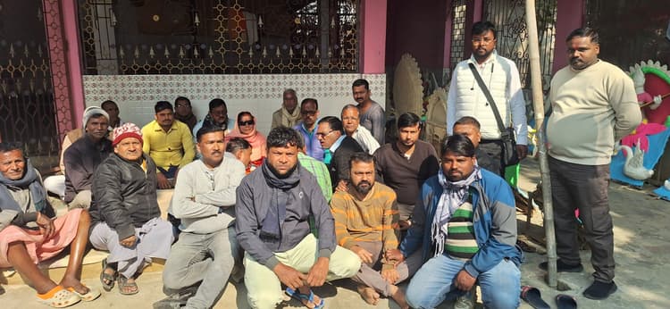 बाजार को अतिक्रमण मुक्त करने का निर्णय