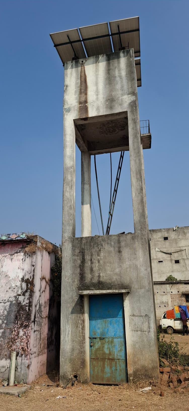 Giridih News :पेयजल की गंभीर संकट से जूझ रहे चतरो पंचायत के लोग