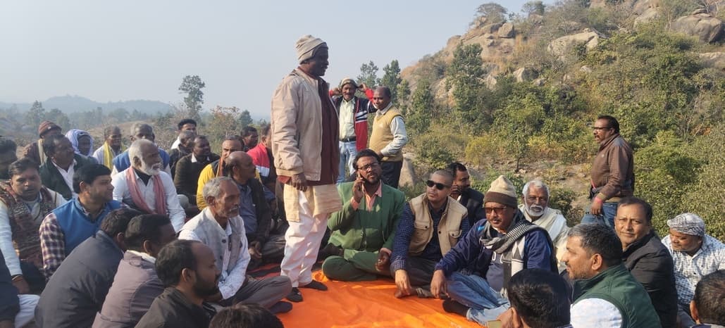 सलगाटांड पहाड़ में भाजपा कार्यकर्ताओं का वनभोज सह मिलन समारोह आयोजित