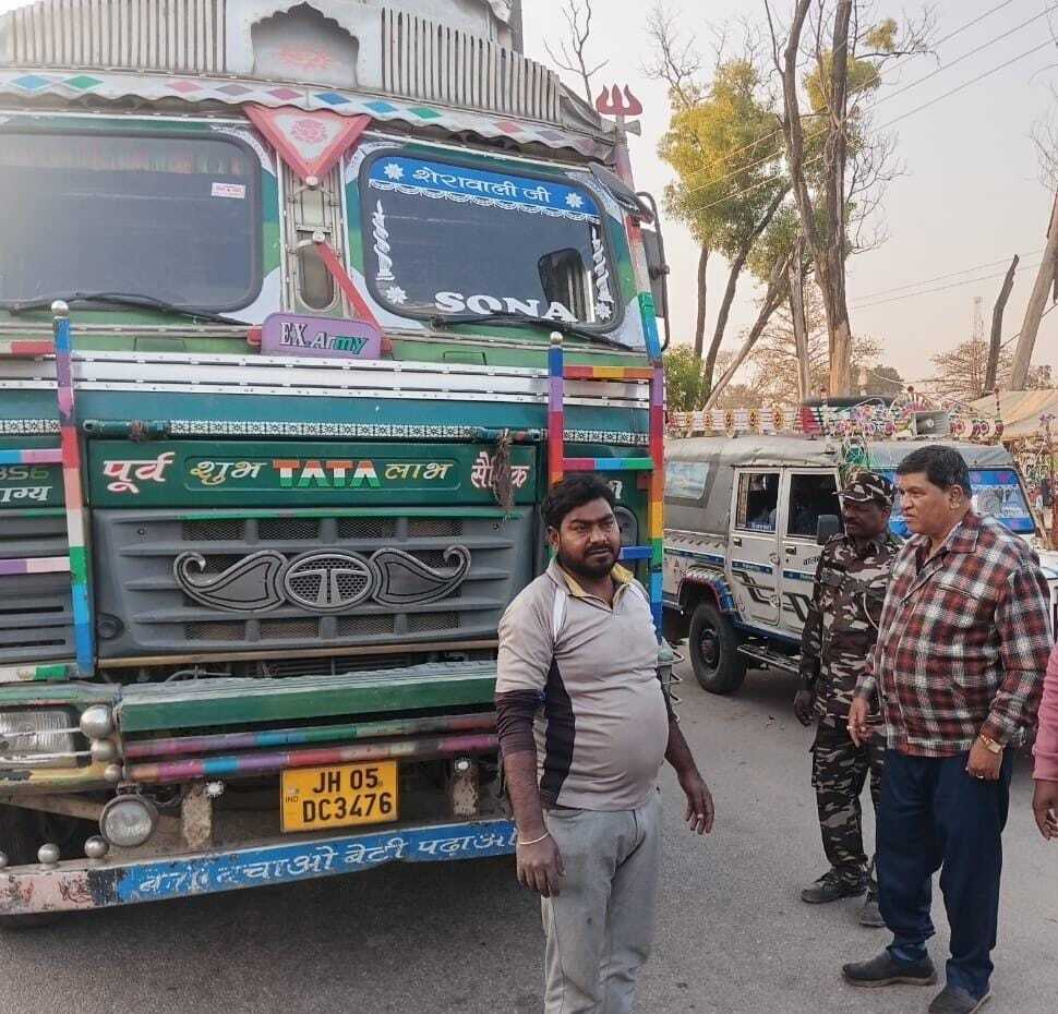 डीटीओ ने चलाया वाहन जांच अभियान
