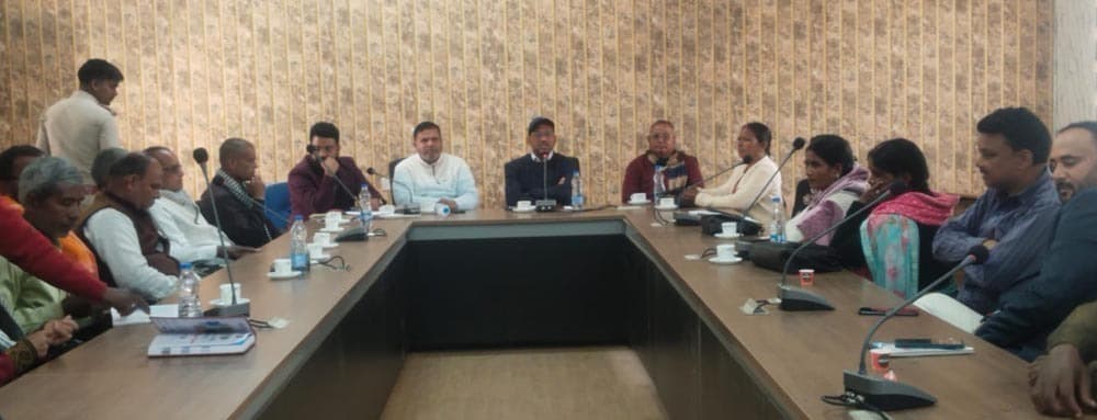 सिमरिया में झंडोत्तोलन के समय निर्धारित