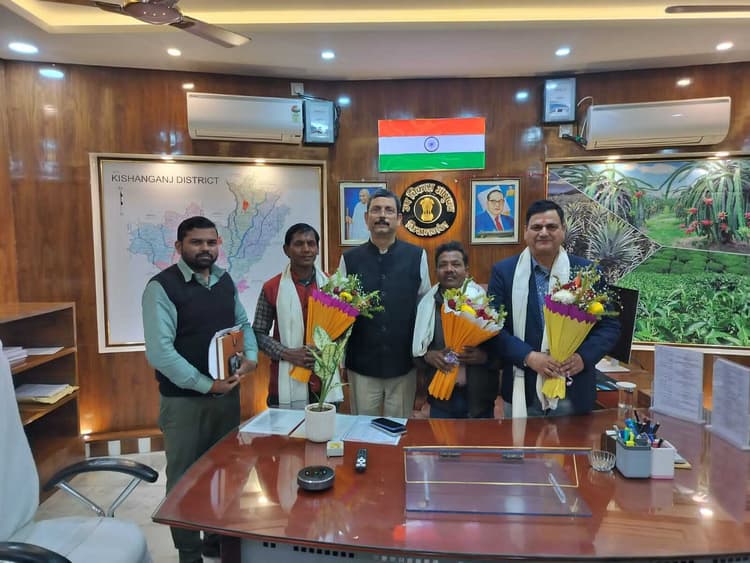 मुख्यमंत्री कलाकार पेंशन योजना के लाभार्थियों का गरिमामय सम्मान समारोह संपन्न