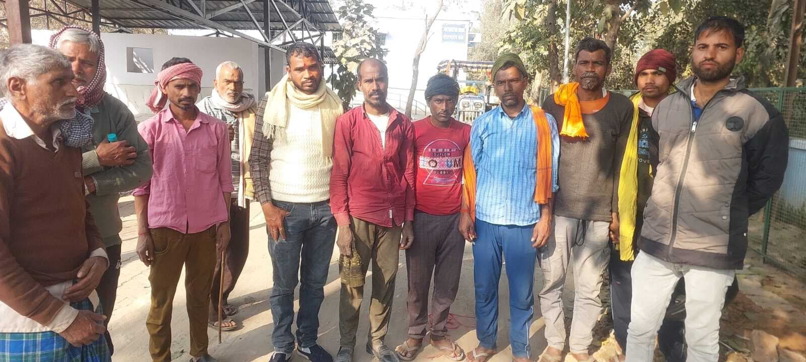 कुंए से युवक का शव बरामद, परिजनों ने हत्या की जतायी आशंका