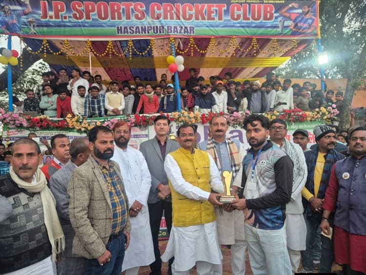 Samastipur News:दरभंगा को पराजित कर बेगूसराय ने कप पर जमाया कब्जा