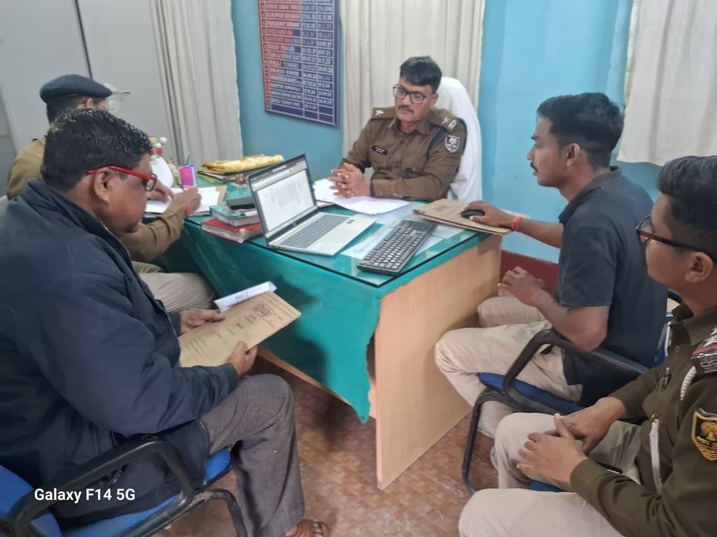 शंभुगंज थाना का अंचल पुलिस निरीक्षक ने किया निरीक्षण