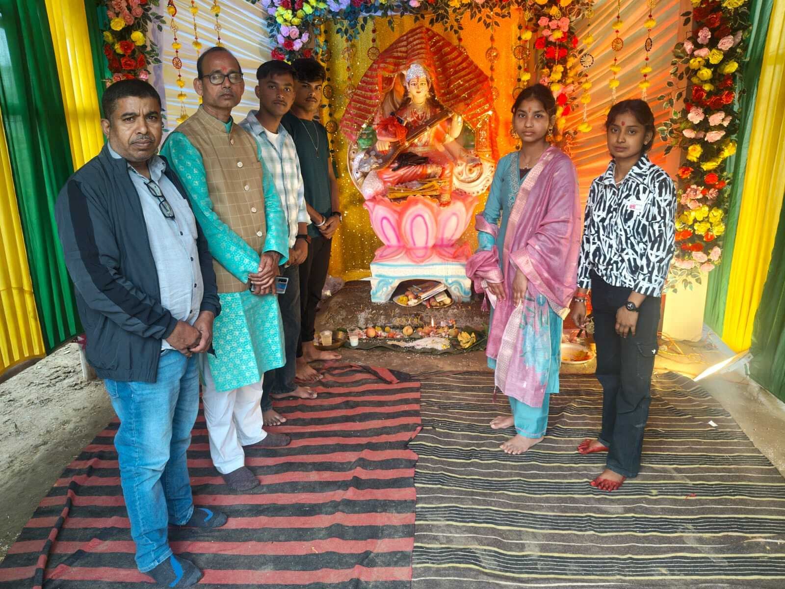 आस्था के भक्ति भाव से क्षेत्र में सरस्वती पूजनोत्सव संपन्न