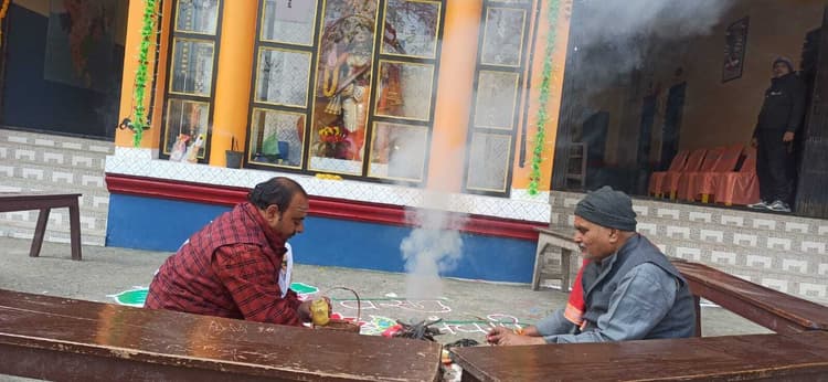 Samastipur News:हवन-पूजन के साथ की गयी माता सरस्वती की पूजा-अर्चना