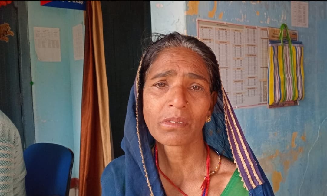 जमीन विवाद में महिला जख्मी, थाना में की शिकायत