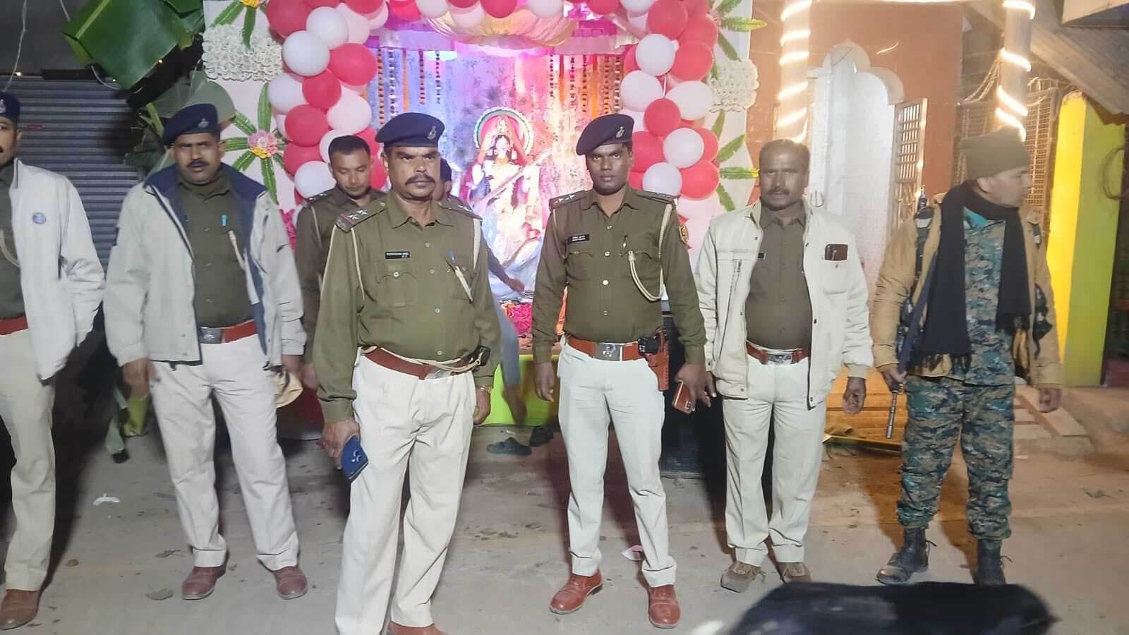 शांति से मनाएं सरस्वती पूजा, अफवाह फैलाई तो खैर नहीं