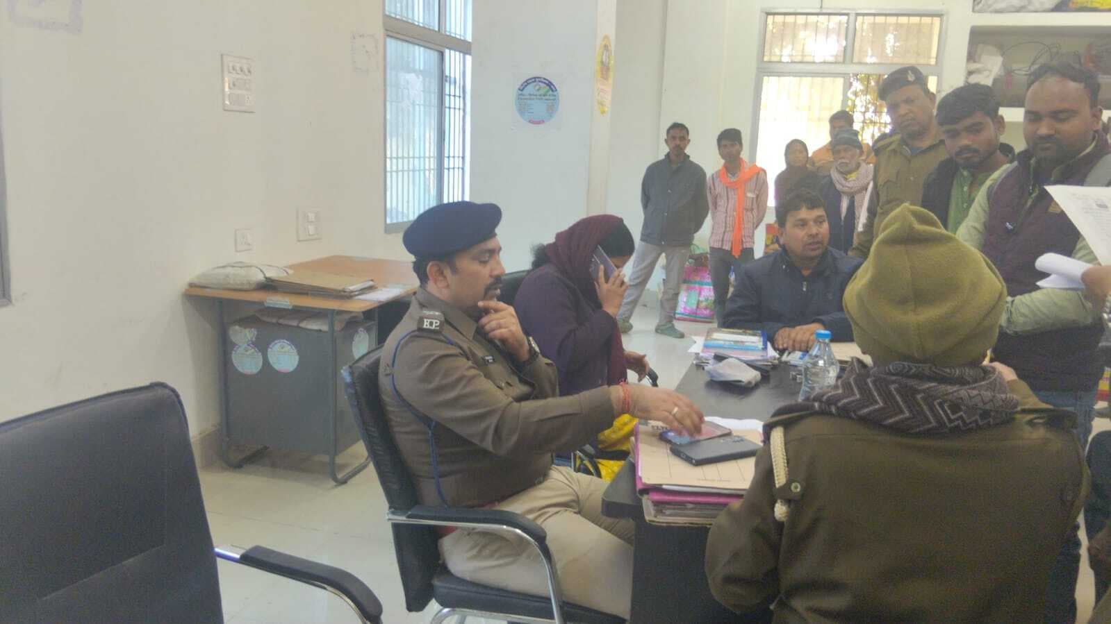 जनता दरबार में भूमि विवाद से जुड़े छह मामले का हुआ निपटारा