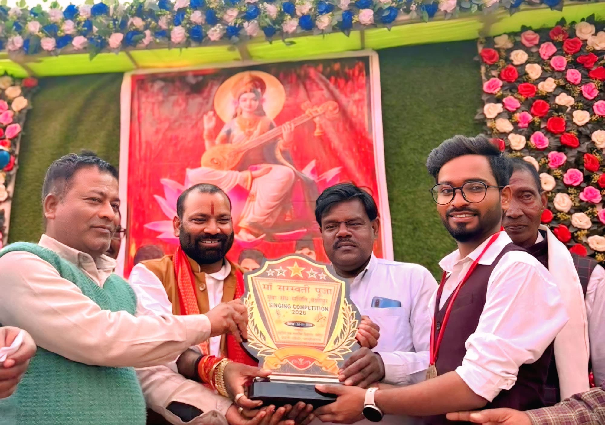 गायन प्रतियोगिता में आर्य दिवाकर बने विजेता