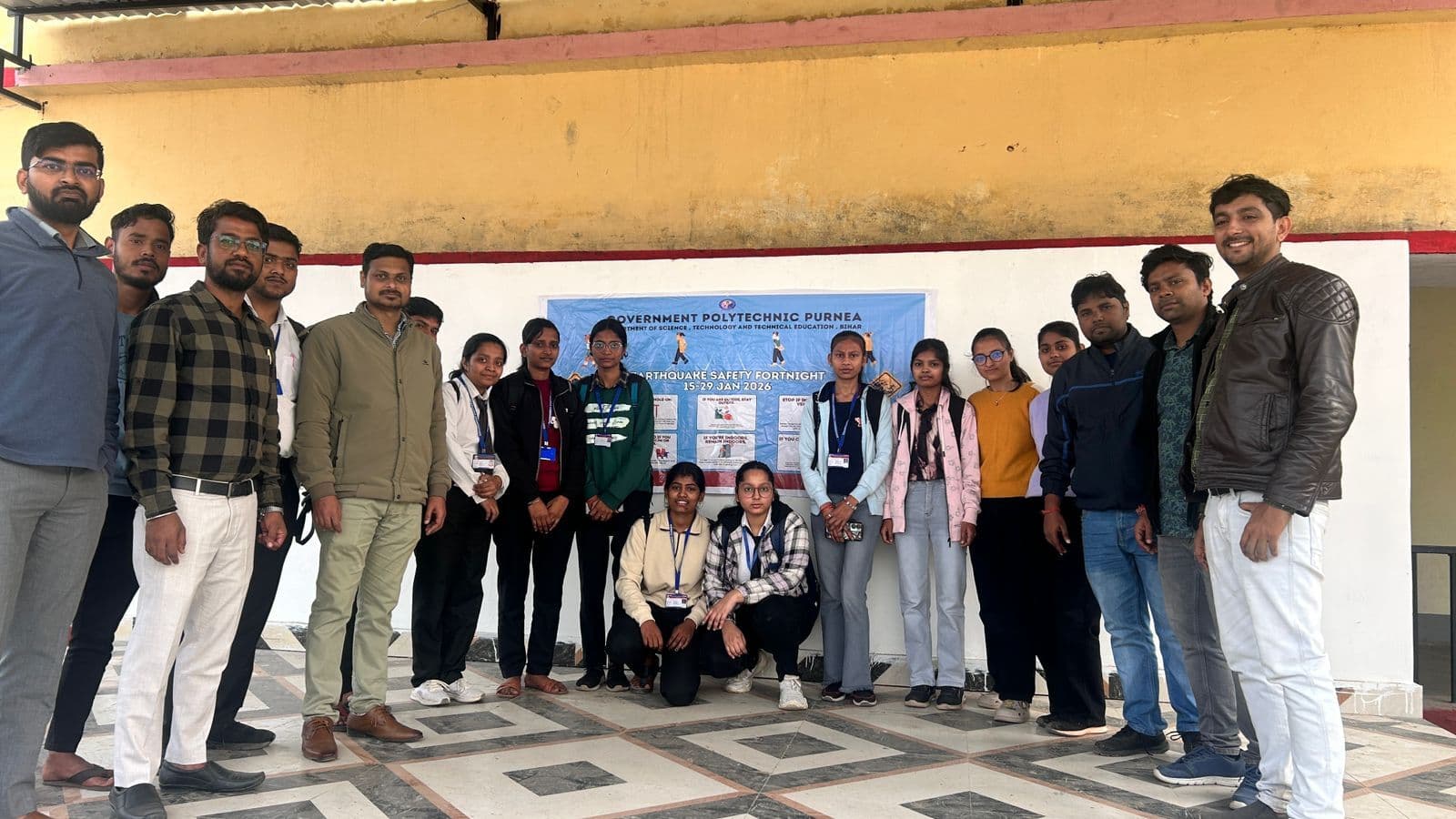 राजकीय पॉलिटेक्निक में भूकंप सुरक्षा पर विद्यार्थियों को किया जागरूक