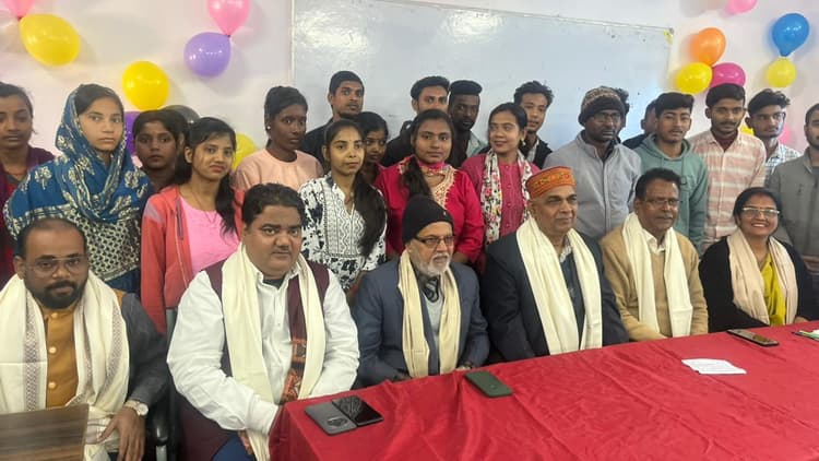 शारीरिक विकास पर पड़ता है व्यवहारों का असर- प्रधानाचार्य