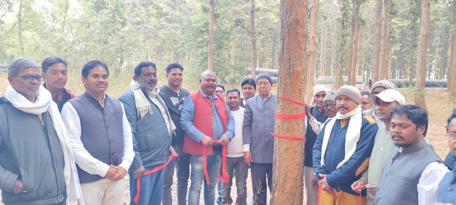 भुसुर पतरा में लगा वन एवं पर्यावरण मेला