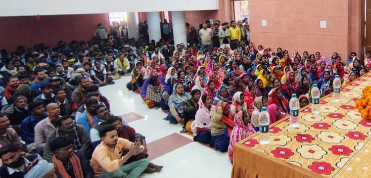 सफाई कर्मचारियों की बैठक में वेतनमान, अंतर वेतन भुगतान व अनुकंपा बहाली पर हुआ सीधा संवाद