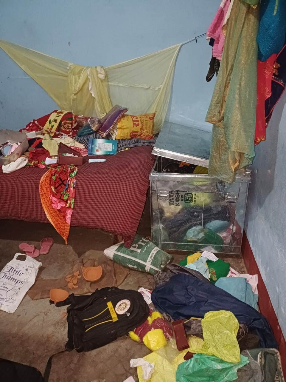 किराये के मकान से दो लाख से अधिक की चोरी