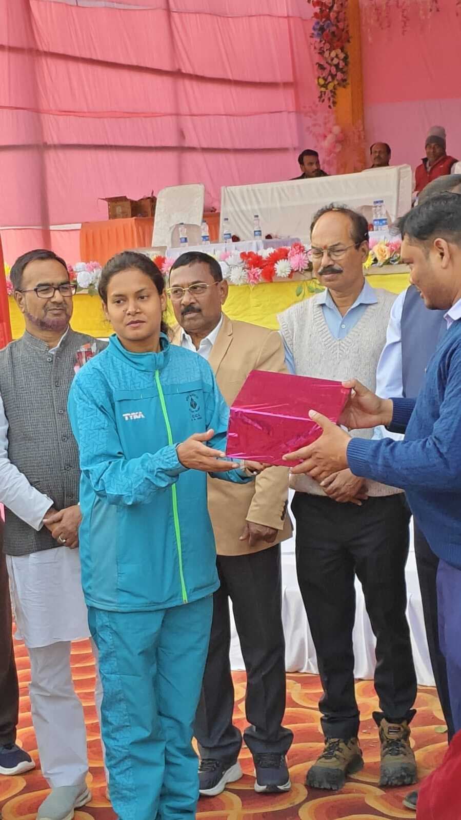 प्रतियोगिता में एनके एरिया की टीम चैंपियन