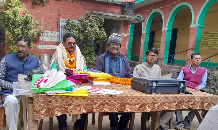 सेवानिवृत्त एचएम को समारोह पूर्वक दी गयी विदाई