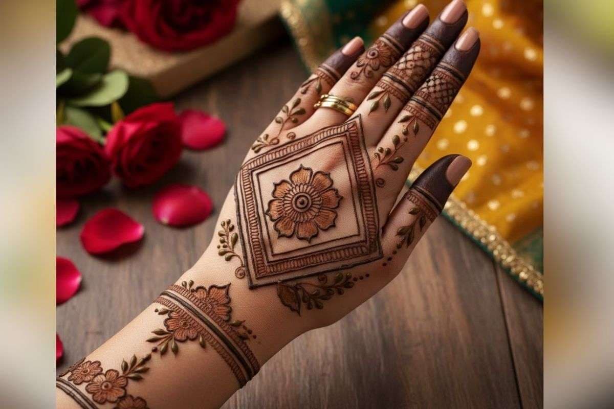 floral square mehndi