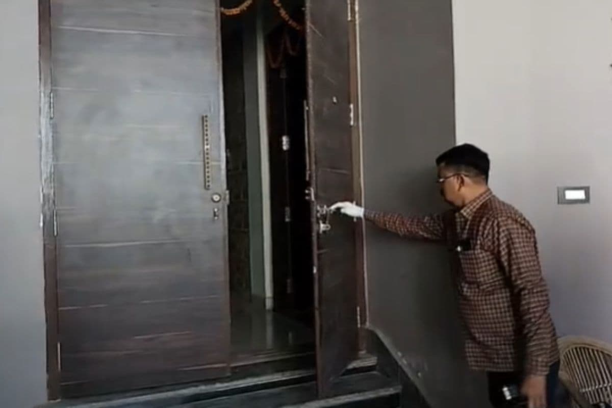 पटना में डॉक्टर के घर डकैती, हथियारबंद बदमाशों ने परिवार को बनाया बंधक, लाखों की लूट