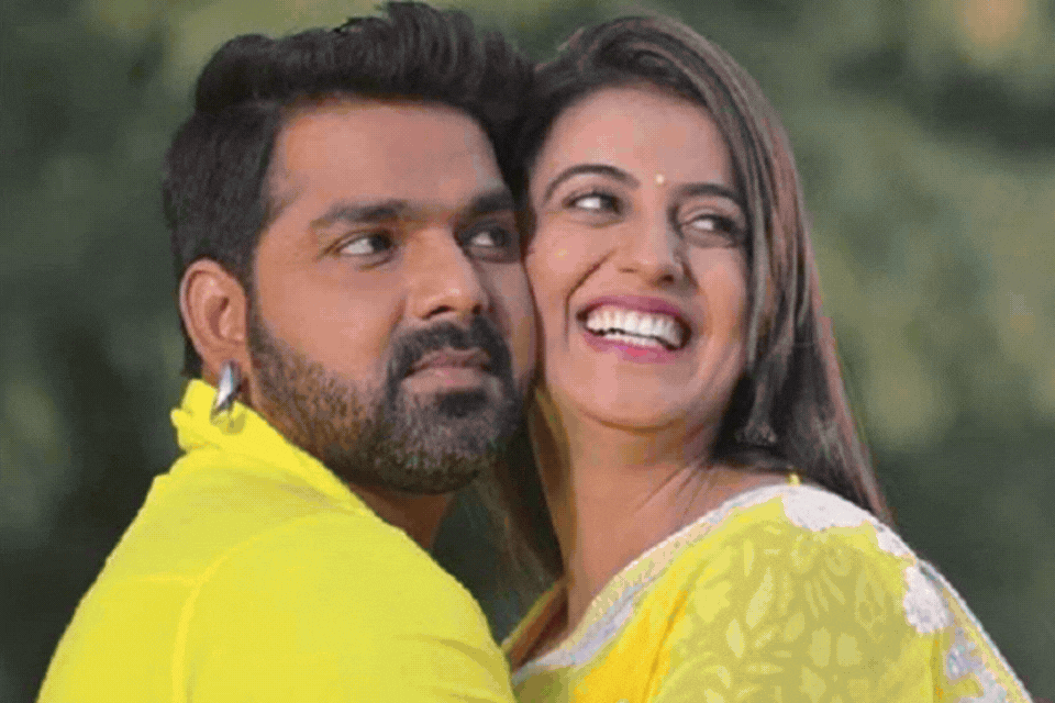 Pawan Singh: “चुप रहलS कि ना तू”, अक्षरा सिंह का नाम आते ही पावर स्टार ने दिया गजब रिएक्शन
