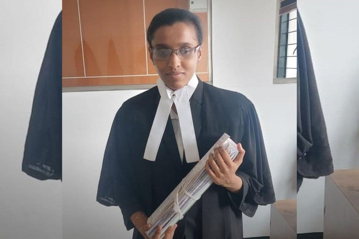 थान्या नाथन सी. ने रचा इतिहास, बनेंगी पहली दृष्टिहीन जज, क्वालीफाई किया केरल ज्यूडिशियल सर्विस परीक्षा थान्या नाथन सी. ने रचा इतिहास, बनेंगी पहली दृष्टिहीन जज, क्वालीफाई किया केरल ज्यूडिशियल सर्विस परीक्षा