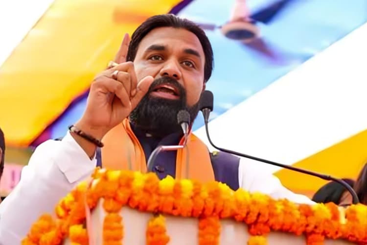 बिहार के 9 लाख सरकारी कर्मचारियों को राहत, मेडिकल इमरजेंसी में कैशलेस इलाज को मिली मंजूरी