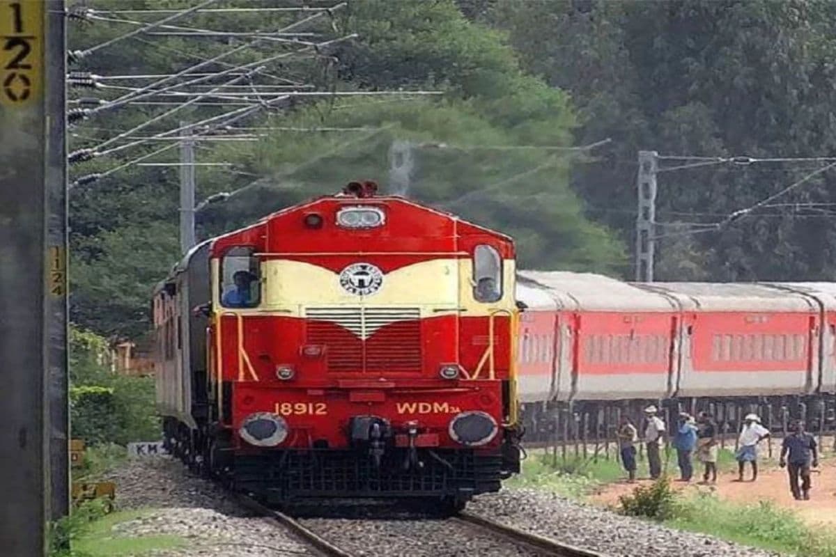 बिहार के यात्रियों को होली गिफ्ट, गया और नवादा होकर चलेंगी ये स्पेशल ट्रेन बिहार के यात्रियों को होली गिफ्ट, गया और नवादा होकर चलेंगी ये स्पेशल ट्रेन