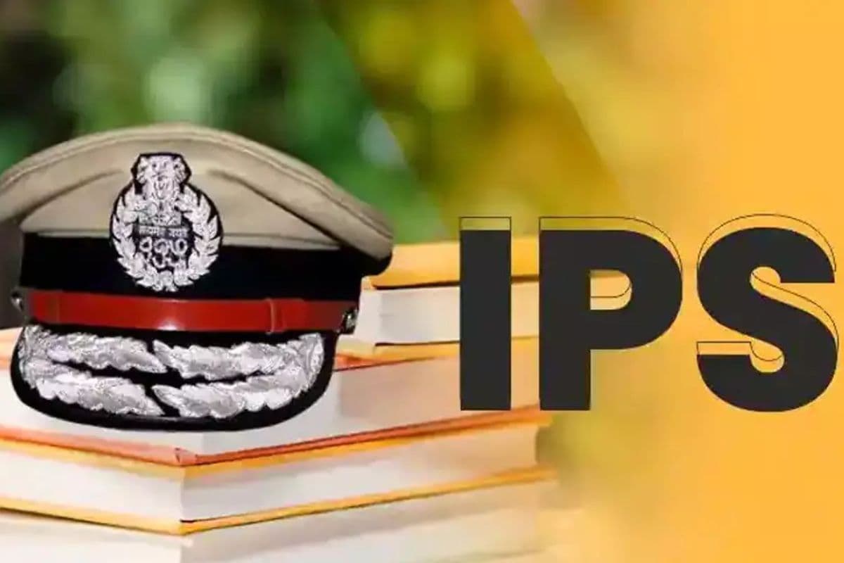 रिटायरमेंट के बाद भी IPS लेटर पैड का मोह, फंस सकते हैं अमिताभ, जानें पूरा मामला