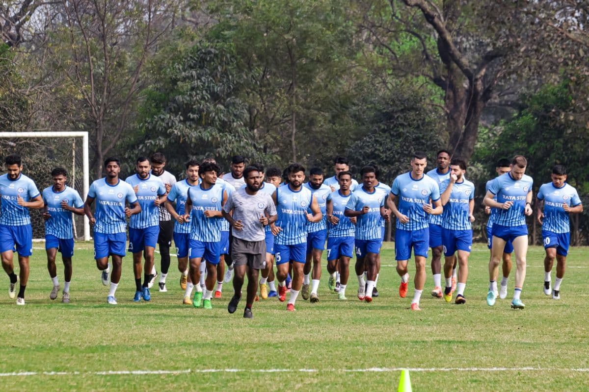 आईएसएल के लिए जमशेदपुर एफसी की 28 सदस्यीय टीम घोषित, 4 कप्तान की घोषणा आईएसएल के लिए जमशेदपुर एफसी की 28 सदस्यीय टीम घोषित, 4 कप्तान की घोषणा