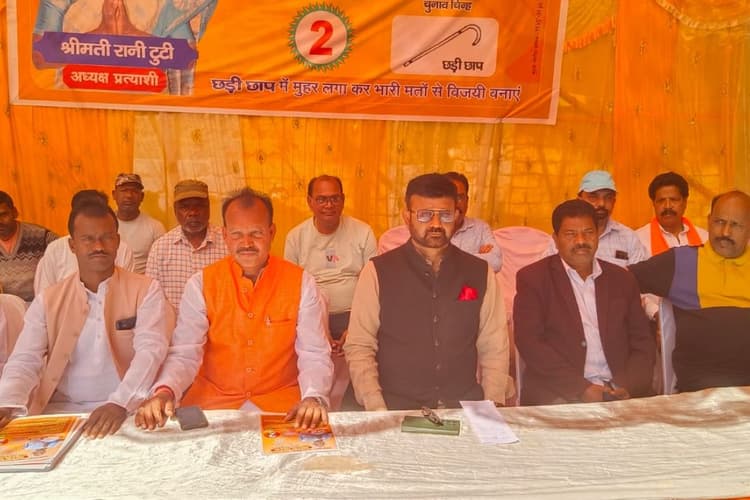 कानून व्यवस्था पर BJP का हमला: '8000 दुष्कर्म और सिर्फ 20% को सजा', झारखंड में आदिवासी बहनें असुरक्षित