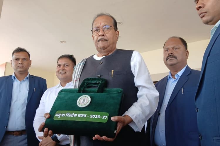 झारखंड विधानसभा में वर्ष 2026-27 का बजट पेश, 1.58 लाख करोड़ से अधिक का आकार