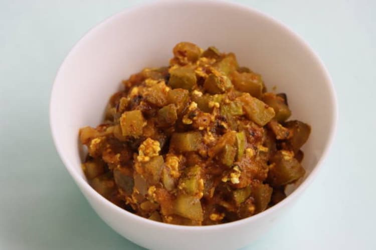 अब मसाले वाली सब्जी नहीं, फटाफट बना लें स्वादिष्ट लौकी फ्राई