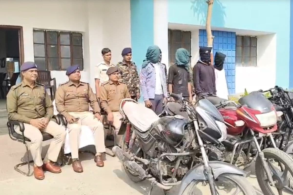 निरसा में बाइक चोर गिरोह का पर्दाफाश, 4 गिरफ्तार, 6 बाइक बरामद