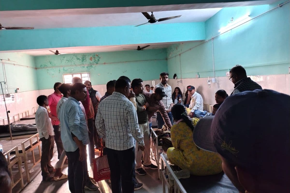 पलामू: महाशिवरात्रि मेले में गोलगप्पा का स्वाद लेना पड़ा भारी, 200 से अधिक लोग बीमार, प्रशासन में हड़कंप