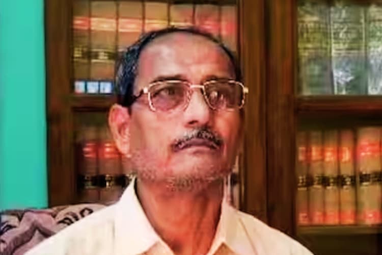 बुजुर्ग की हत्या मामले में तृणमूल पार्षद रवींद्र नाथ भट्टाचार्य को कोर्ट ने 7 दिन की पुलिस हिरासत में भेजा, पार्टी से भी निकाले गये