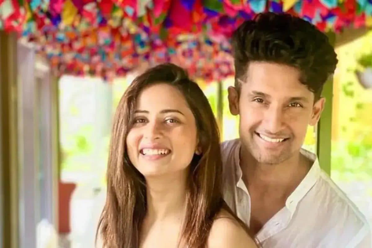 रवि दुबे-सरगुन मेहता के घर आने वाली है खुशखबरी? शादी के हो चुके हैं 13 साल रवि दुबे-सरगुन मेहता के घर आने वाली है खुशखबरी? शादी के हो चुके हैं 13 साल