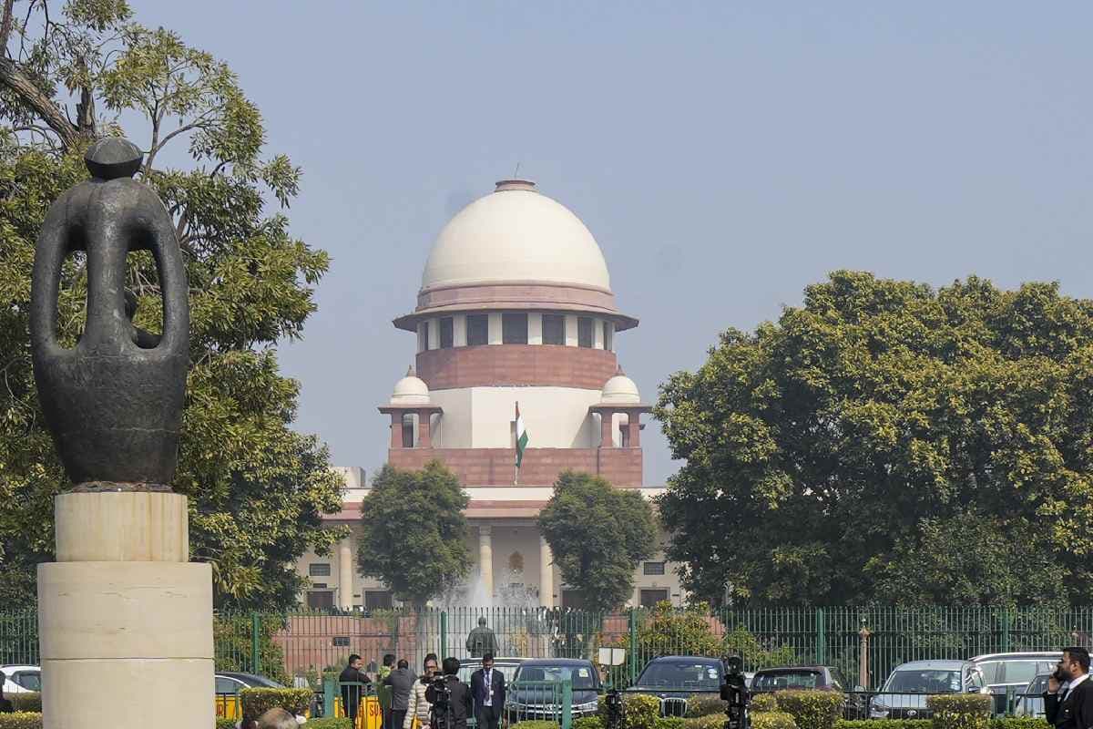 बंगाल सरकार को सुप्रीम कोर्ट से झटका, एरियर के साथ देना होगा बकाया डीए