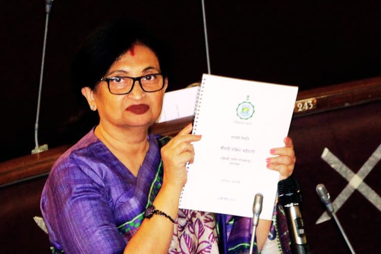 पश्चिम बंगाल का बजट : सरकारी कर्मचारियों का महंगाई भत्ता 4 प्रतिशत बढ़ाने का ऐलान