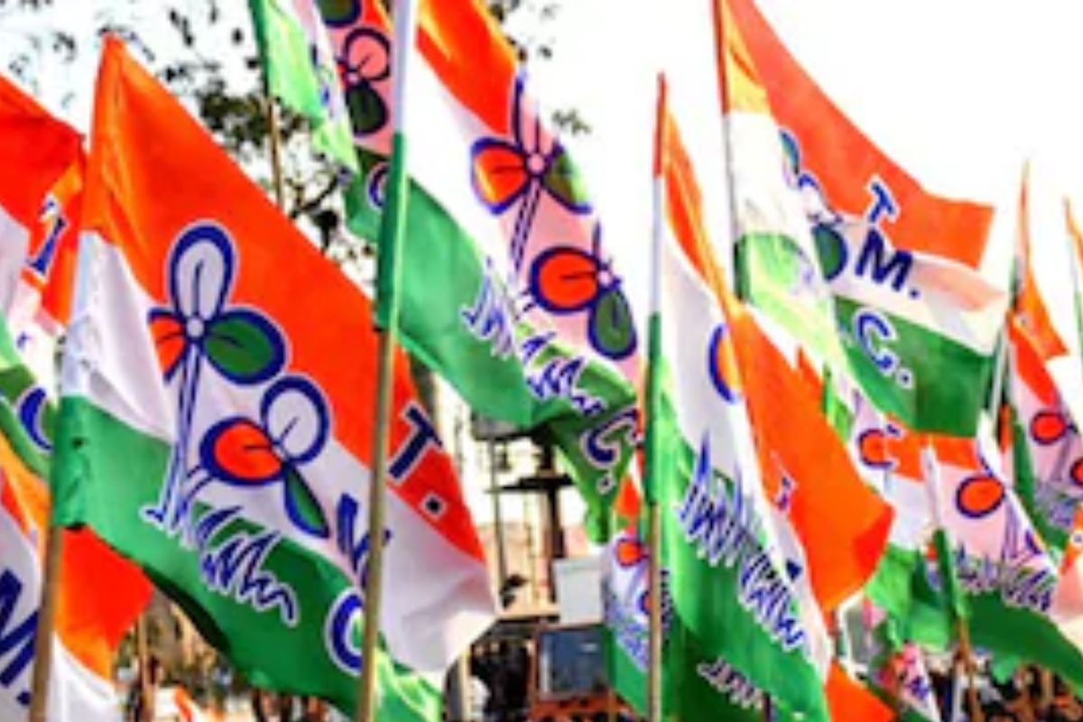 जामुड़िया में सियासी सरगर्मी तेज, तृणमूल कांग्रेस के एससी-एसटी सेल ने भरी हुंकार जामुड़िया में सियासी सरगर्मी तेज, तृणमूल कांग्रेस के एससी-एसटी सेल ने भरी हुंकार